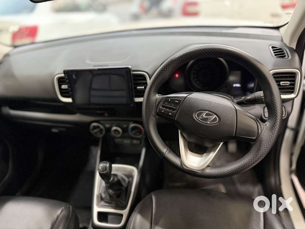 Hyundai Venue S 1.2 Petrol, 2022, Petrol