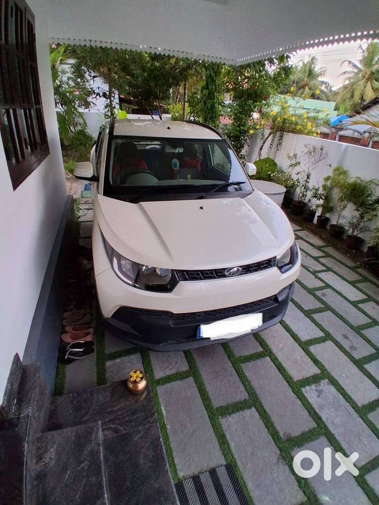 Single Handed Driven, Well Maintained Mahindra Kuv 100 2016