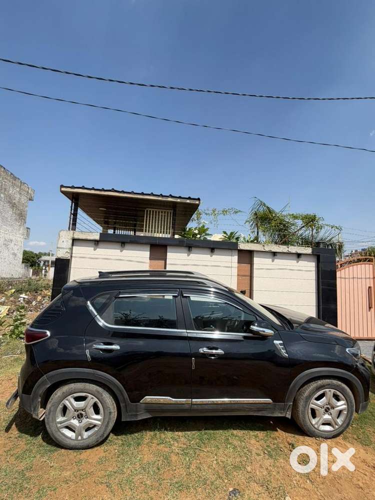 Kia Sonet 2023 Petrol Well Maintained