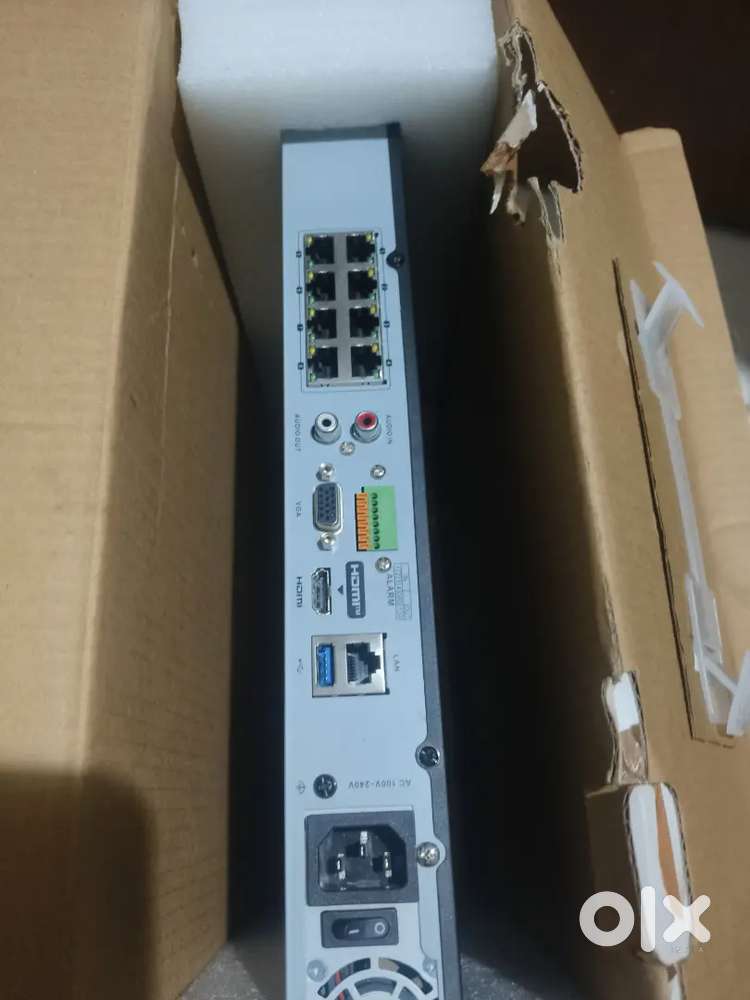 Hikvision NVR 8 ch 8 mp supported hardisk 500Gb full working hai
