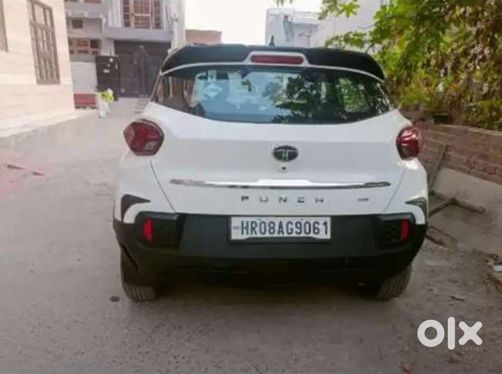 Tata Punch 2024 Cng & Hybrids 23000 Km Driven