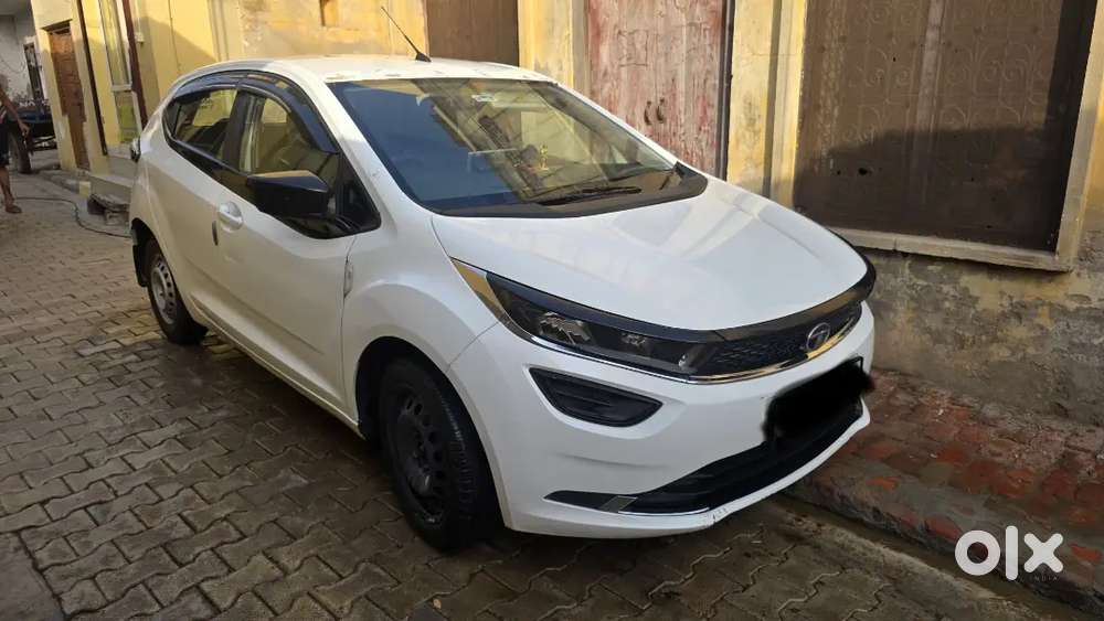 Tata Altroz 2022 Petrol 65000 Km Driven