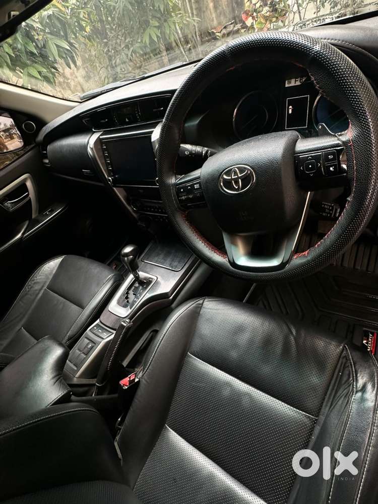 Toyota Fortuner 2022 Diesel Well Maintained