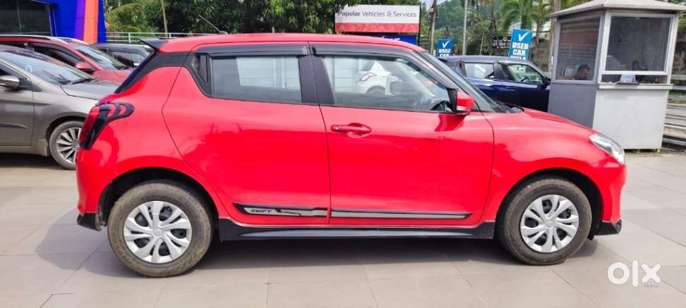 Maruti Suzuki Swift Vxi + Manual, 2023, Petrol