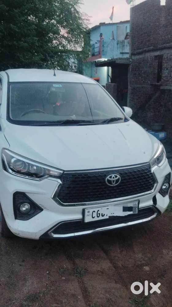 Toyota Rumion V Mt, 2025, Petrol