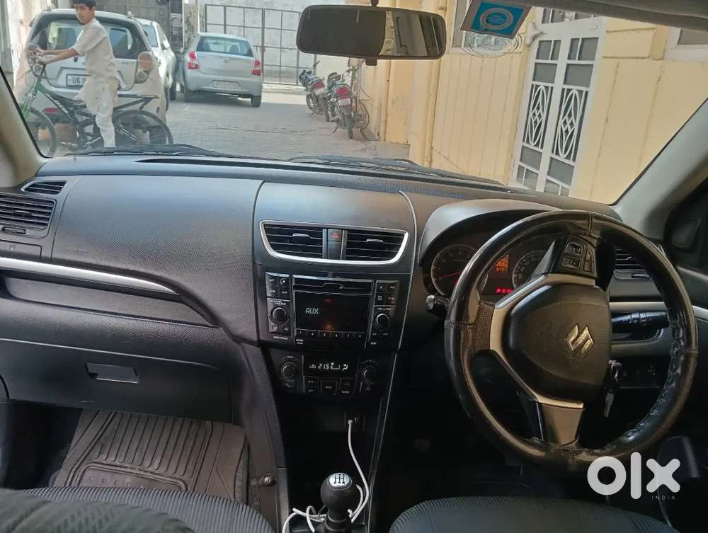 Maruti Suzuki Swift 2012 Petrol 104000 Km Driven