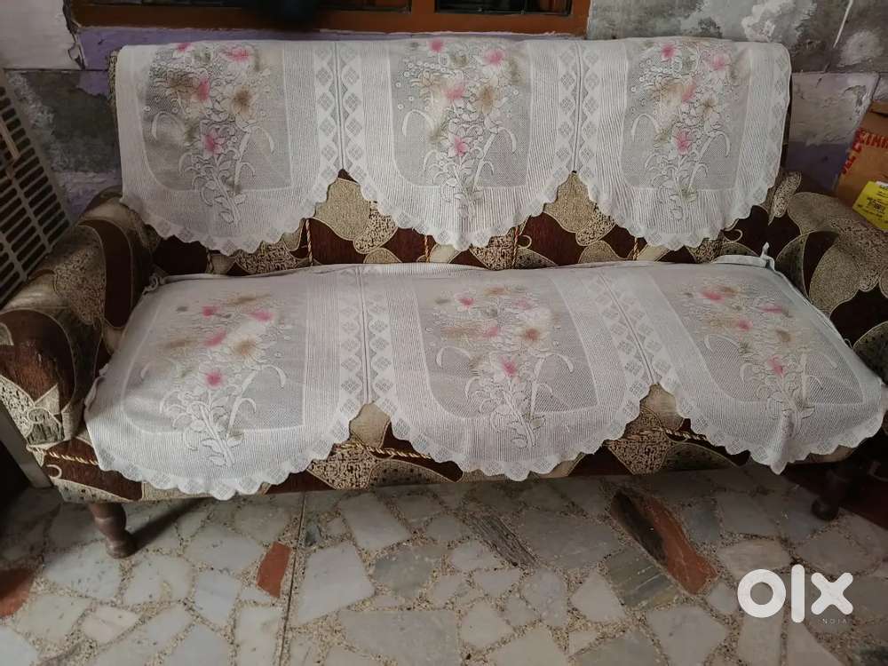 Sofa set 5 seater