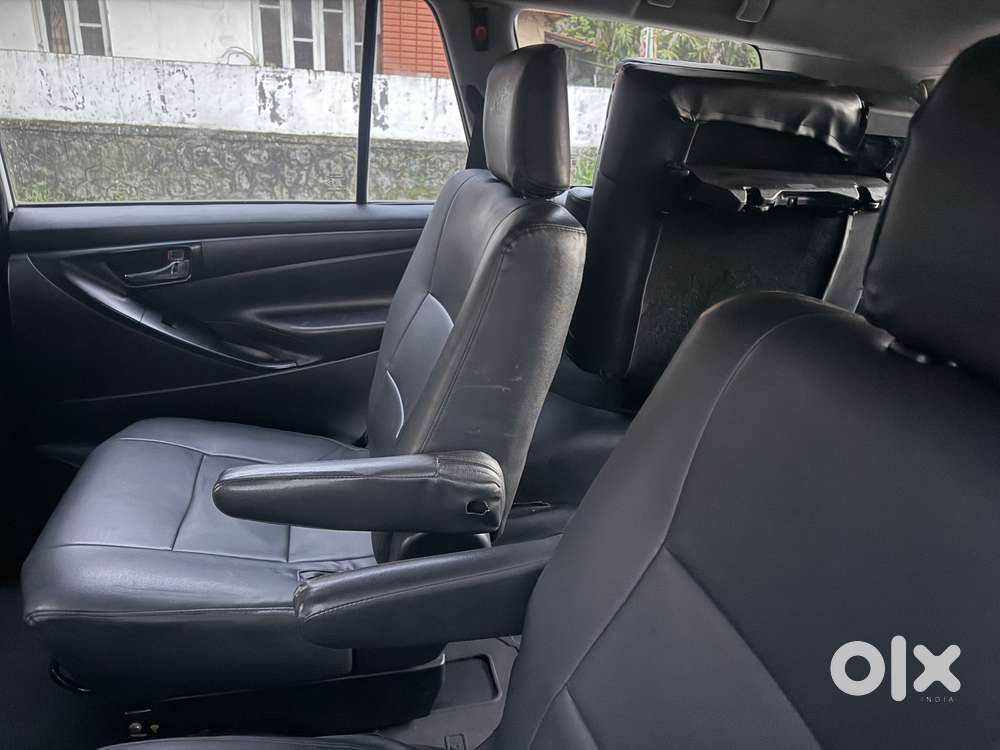 Toyota Innova Crysta [2020-ongoing] 2.4 Gx 7 Str, 2020, Diesel
