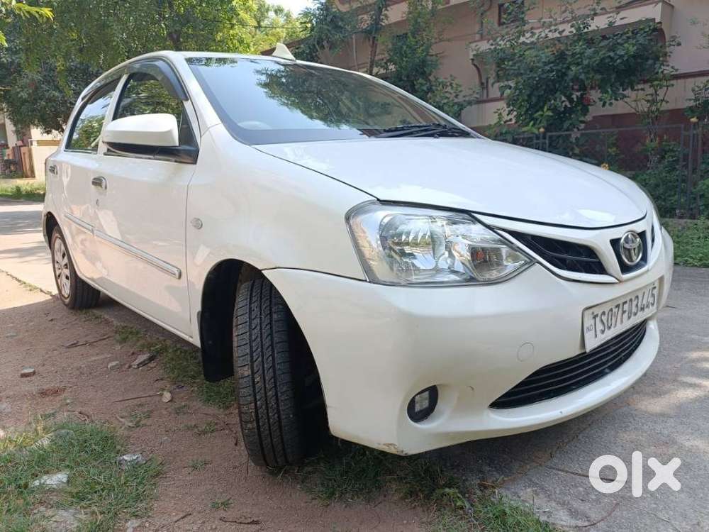 Toyota Etios Liva 1.2 G, 2016, Petrol