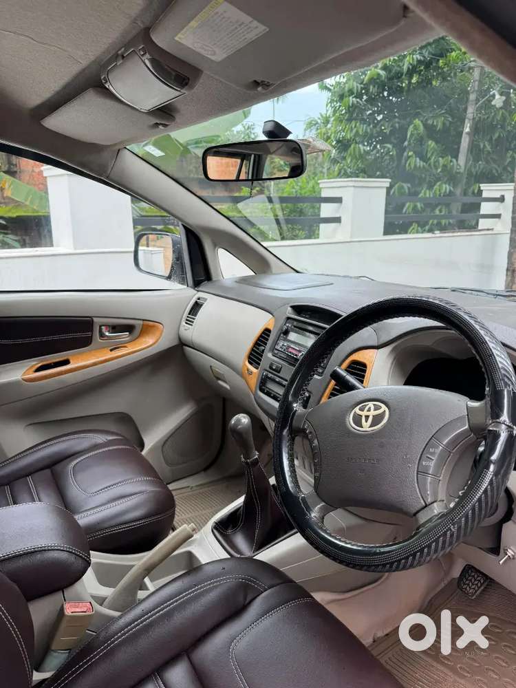 Toyota Innova 2009 Diesel Well Maintained
