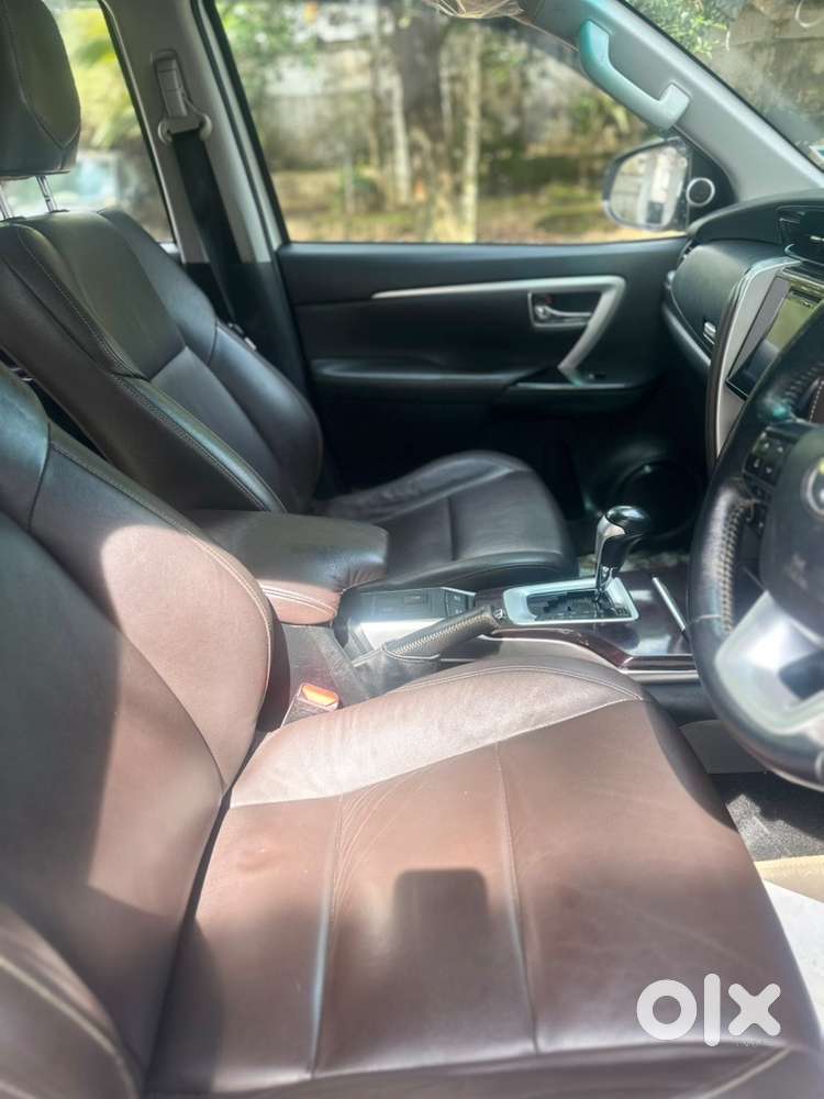 Toyota Fortuner Legender 2018