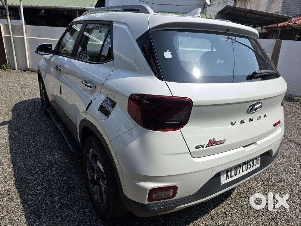 Hyundai Venue 1.0 Sx (o) Turbo Imt, 2021, Petrol