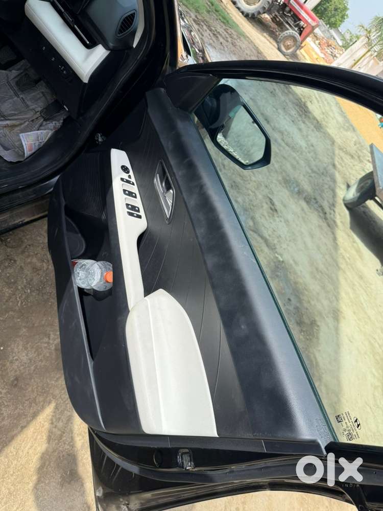 Hyundai Verna 2025 Petrol Well Maintained