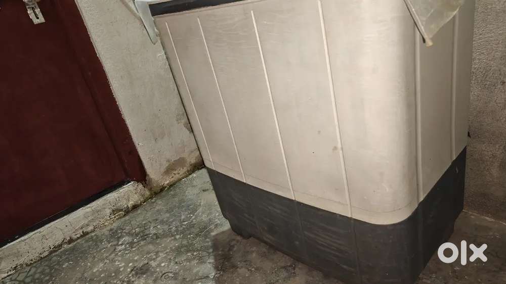 Working Panasonic semi automatic washing machine