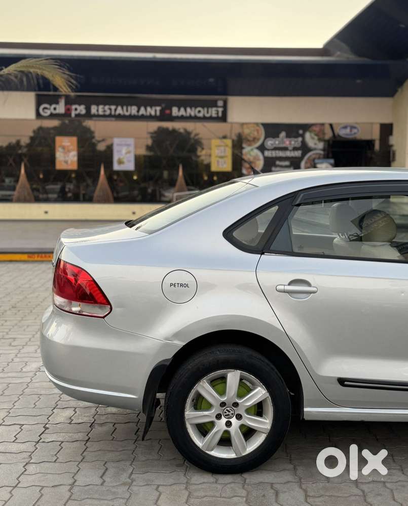 Volkswagen Vento 1.2 Tsi Highline Plus At, 2011, Petrol