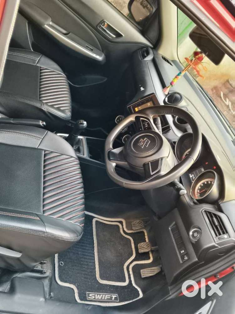 Maruti Suzuki Swift 1.3 Zxi, 2022, Petrol