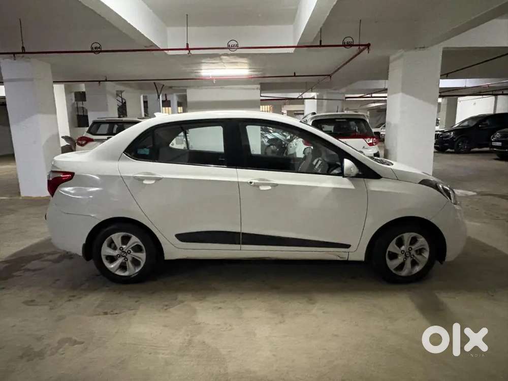 Hyundai Xcent 2017 Car