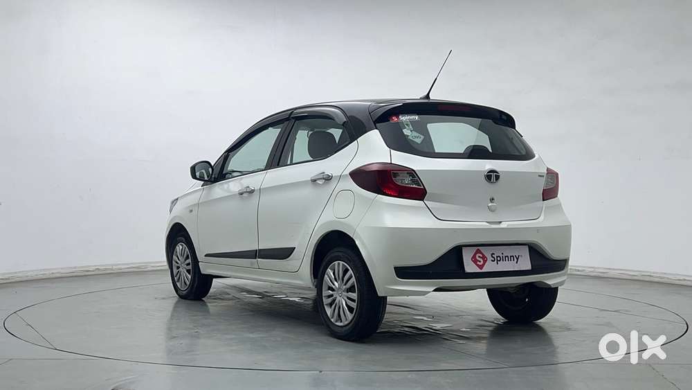 Tata Tiago 1.2 Revotron Xm Cng, 2025, Cng & Hybrids