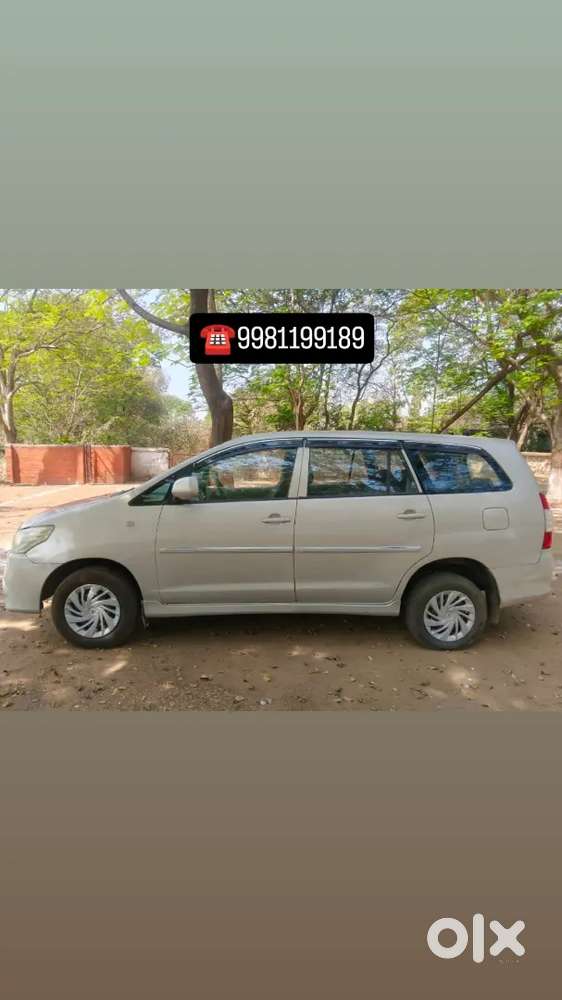 Toyota Innova 2014