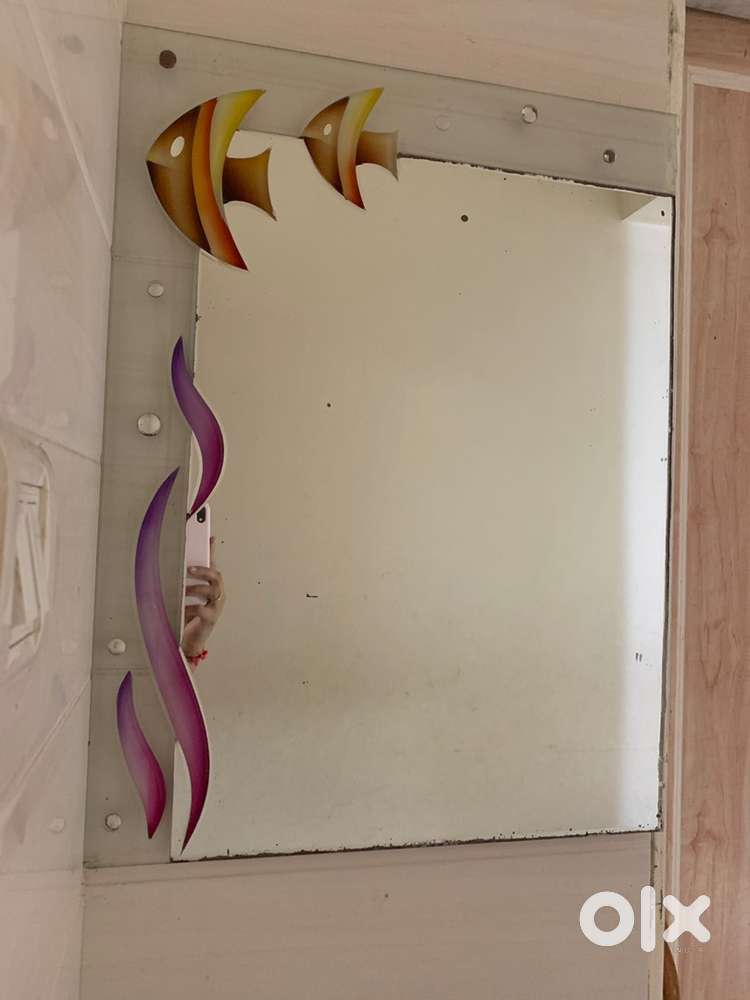Colored Mirror