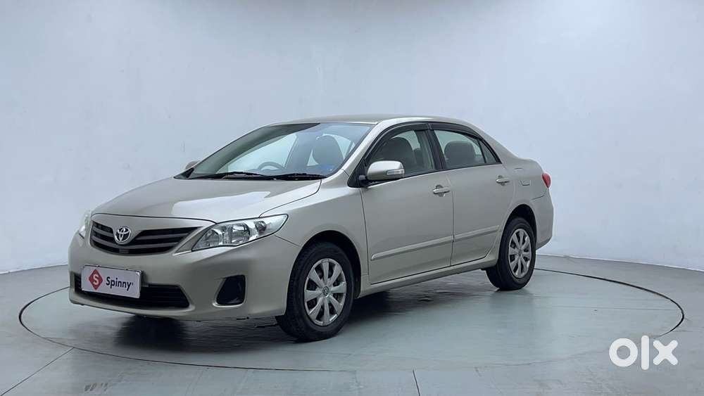 Toyota Corolla Altis 1.8 J, 2013, Petrol