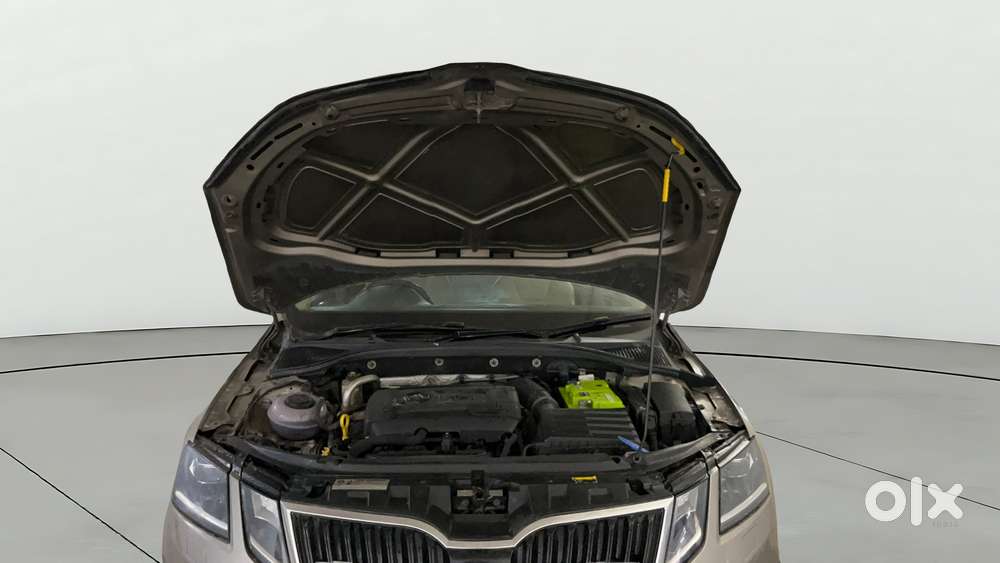 Skoda Octavia 1.8 Tsi At L K, 2019, Petrol