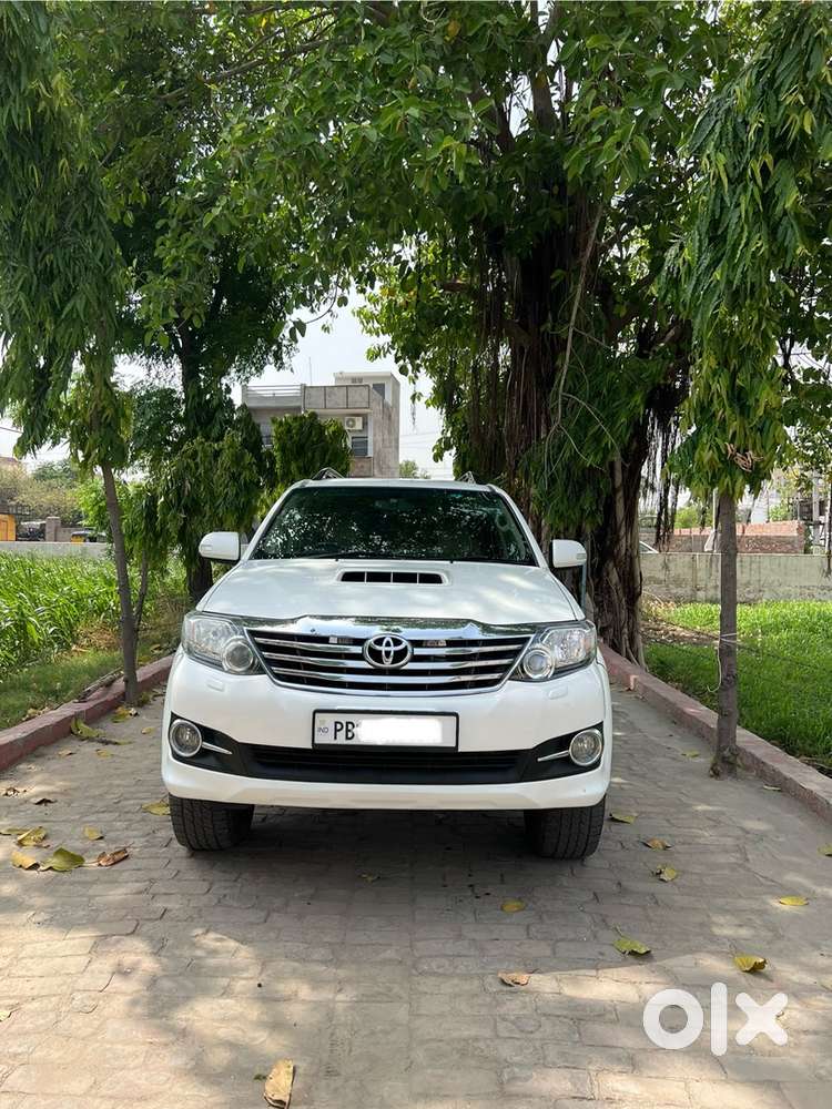 Toyota Fortuner Diesel 2015