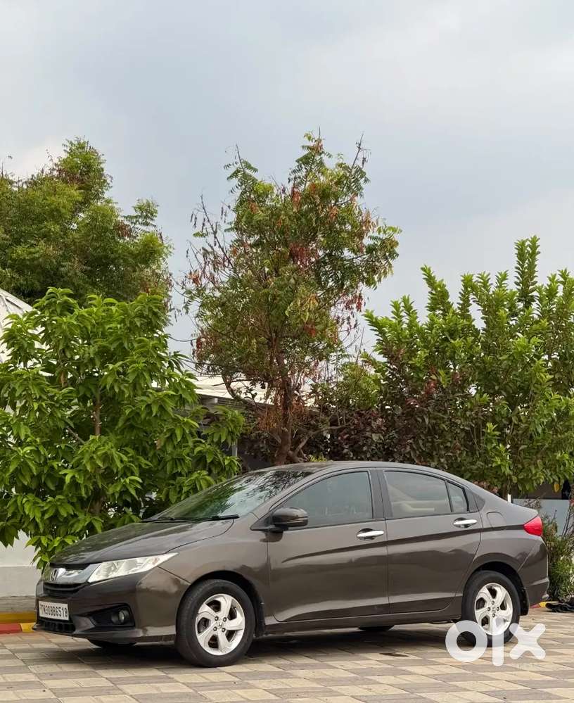 Honda City 1.5 V 2014