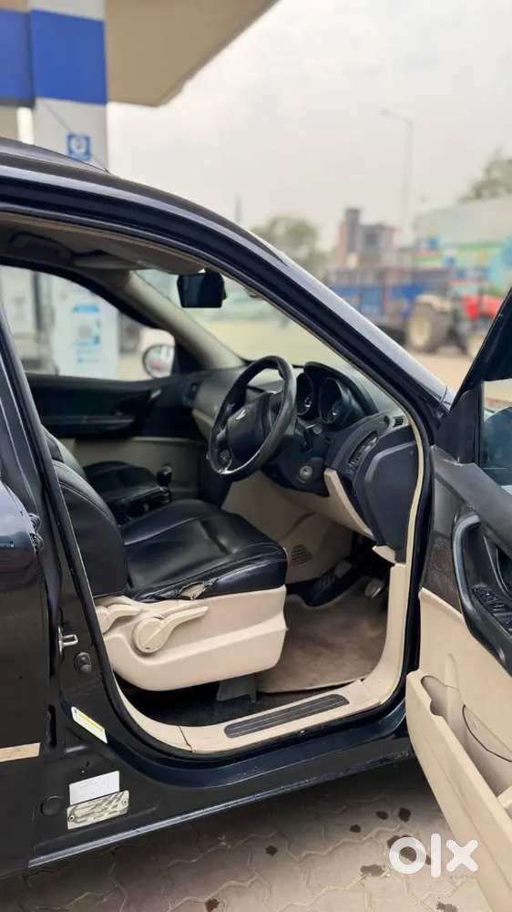 Mahindra Xuv500 2016