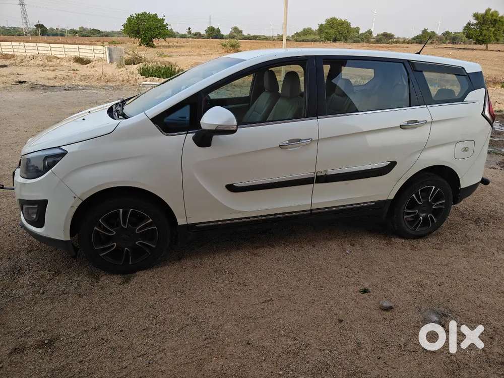 Mahindra Marazzo Diesel 2020 Car