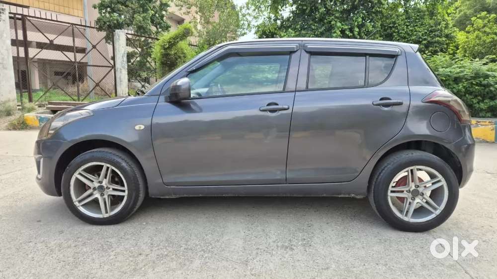 Maruti Suzuki Swift Lxi Optional-o, 2017, Petrol