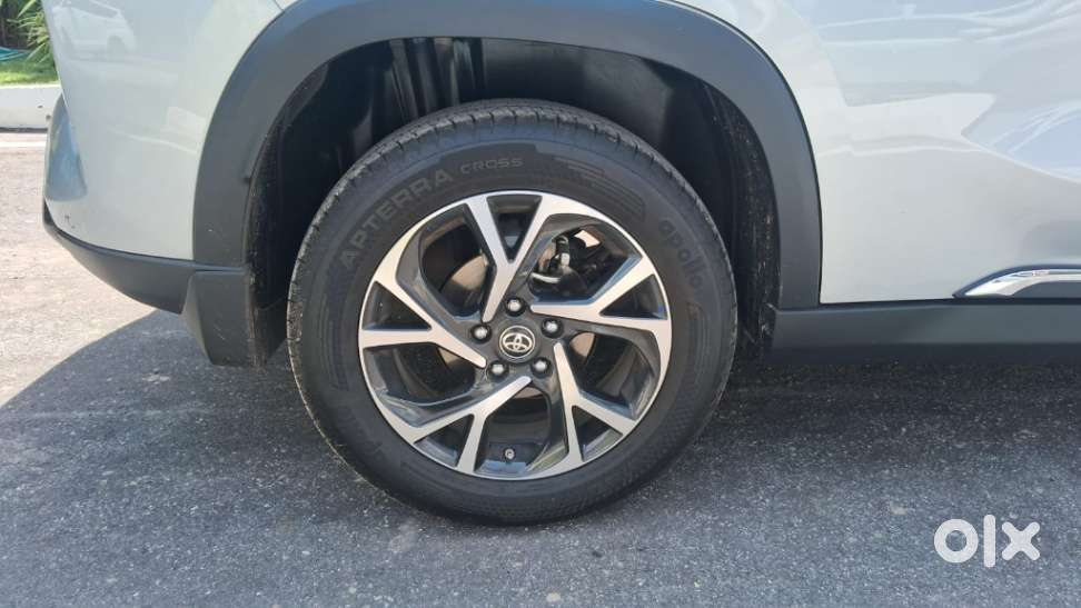 Toyota Urban Cruiser Hyryder 1.5 V Hybrid, 2025, Petrol