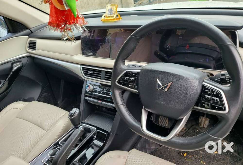 Mahindra Xuv700 2.2 Ax 7 Diesel Mt Str, 2023, Diesel