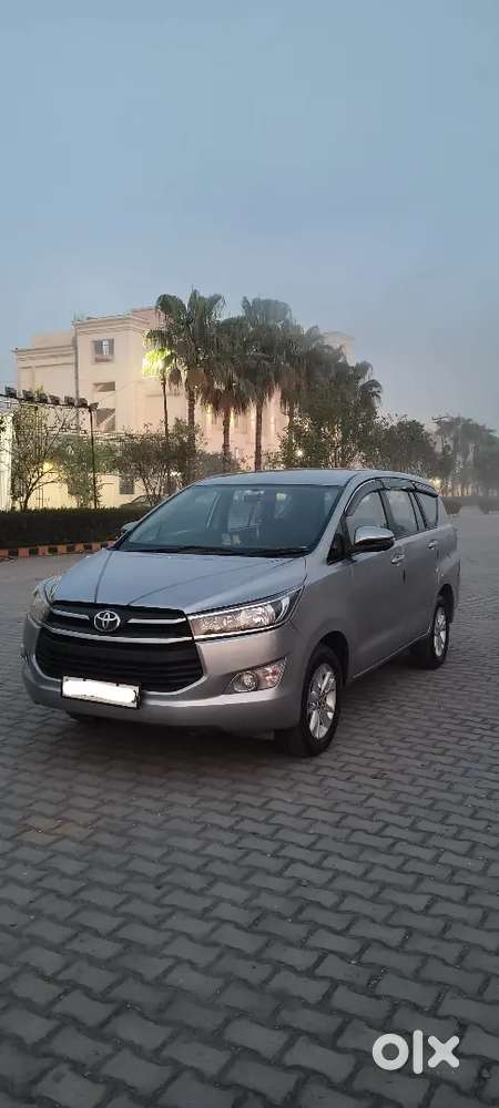Toyota Innova Crysta 2017