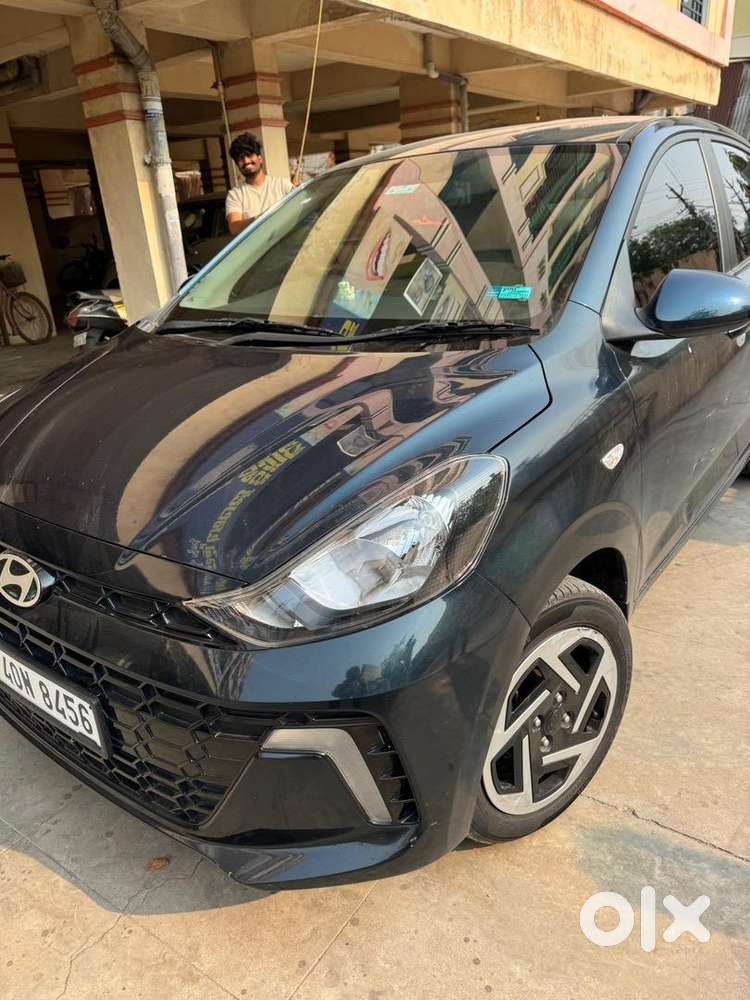 Hyundai Aura 2023 Petrol Well Maintained