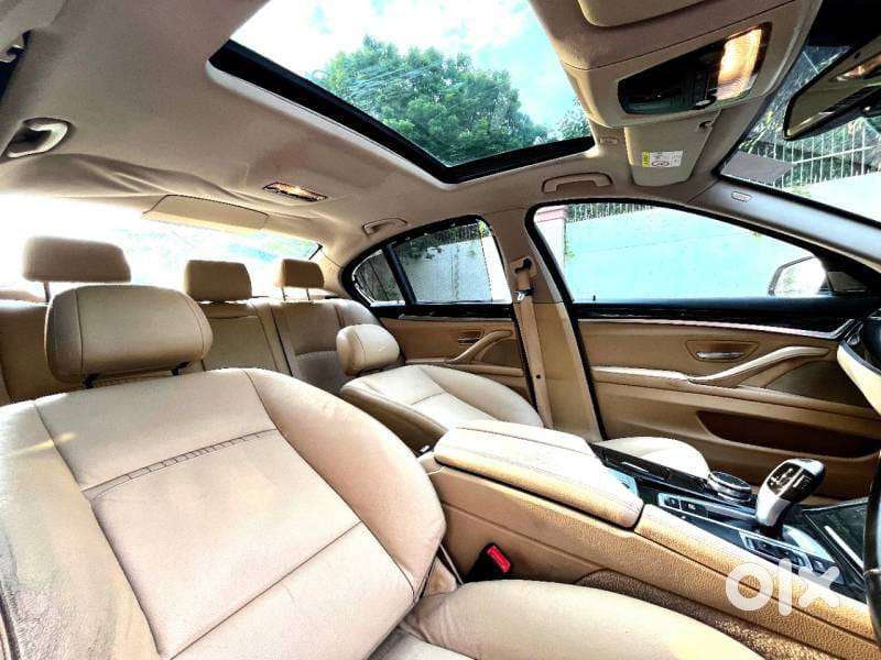 Bmw 5 Series 2.0 520i Luxury Line, 2017, Petrol