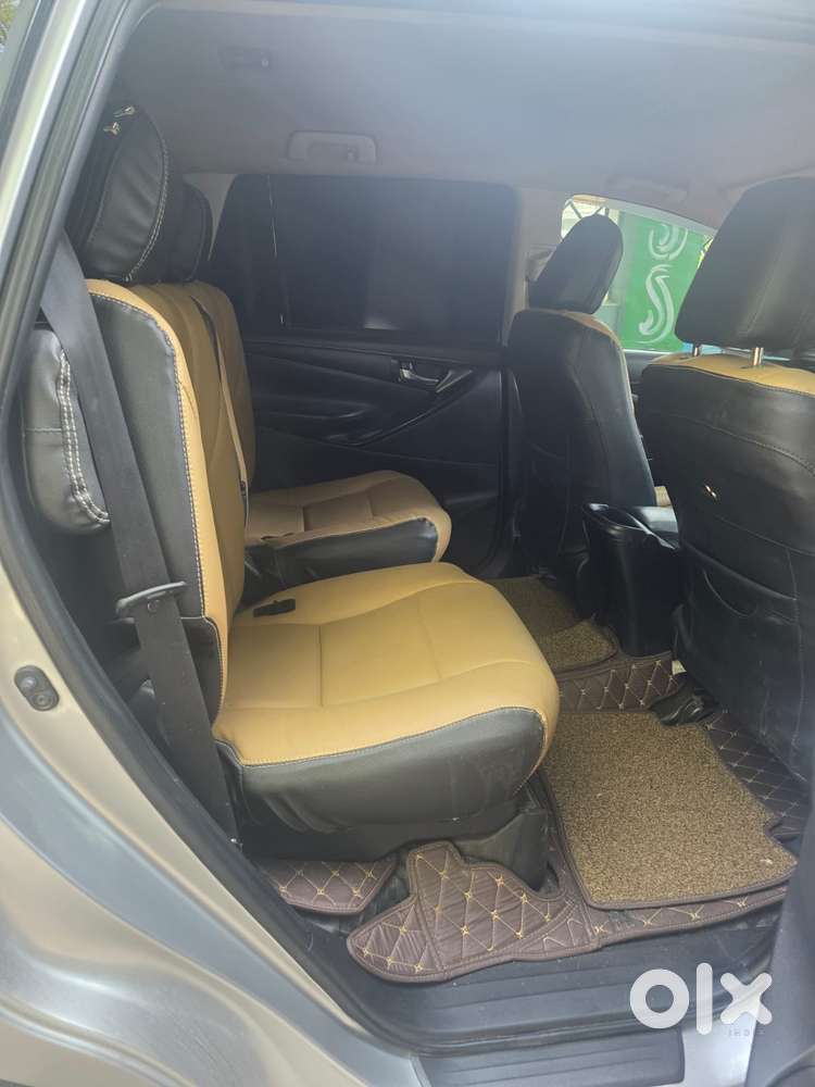 Toyota Innova Crysta 2.4 G Mt 7 Str, 2018, Diesel