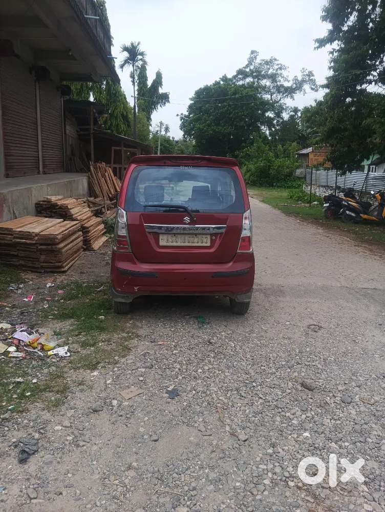 Sturdy Maruti Wagon R 2014 Vxi Plus