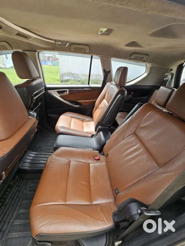 Toyota Innova Crysta 2.8 Diesel 2019
