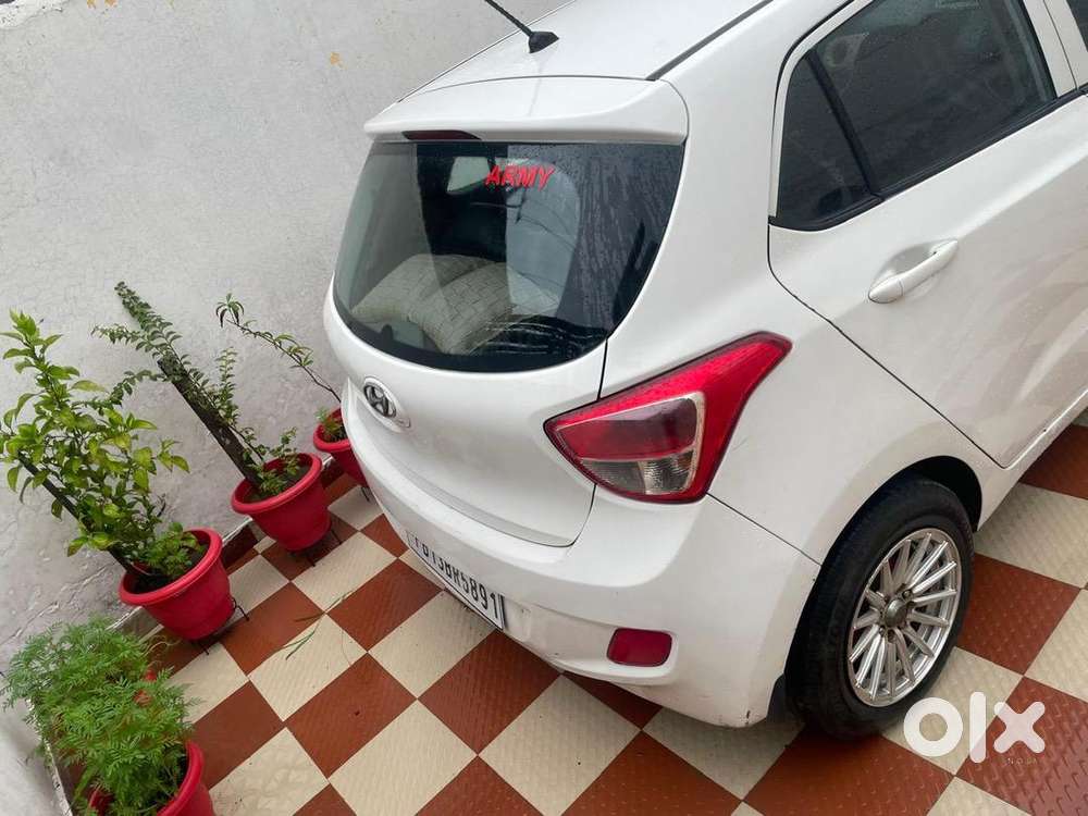 Hyundai Grand I10 2014 Diesel Well Maintained