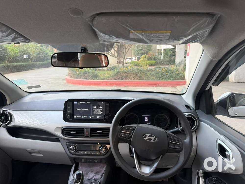 New Hyundai Grand I10 Nios Petrol Car 2024