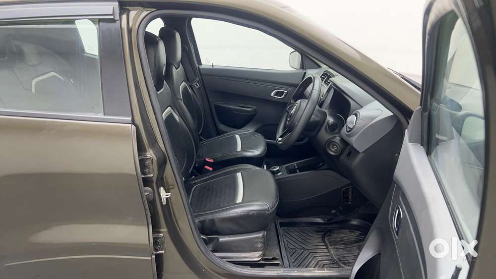 Renault Kwid 1.0 Rxt Amt, 2020, Petrol