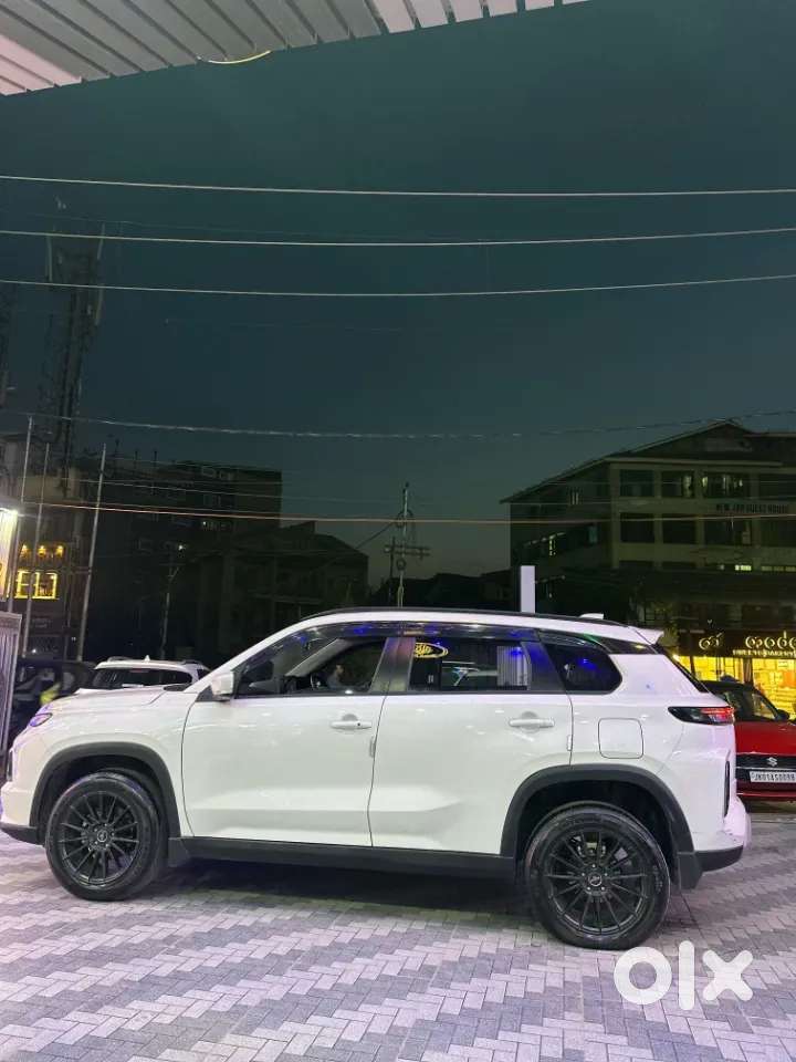 Maruti Suzuki Grand Vitara 1.5 Sigma Smart Hybrid, 2024, Petrol