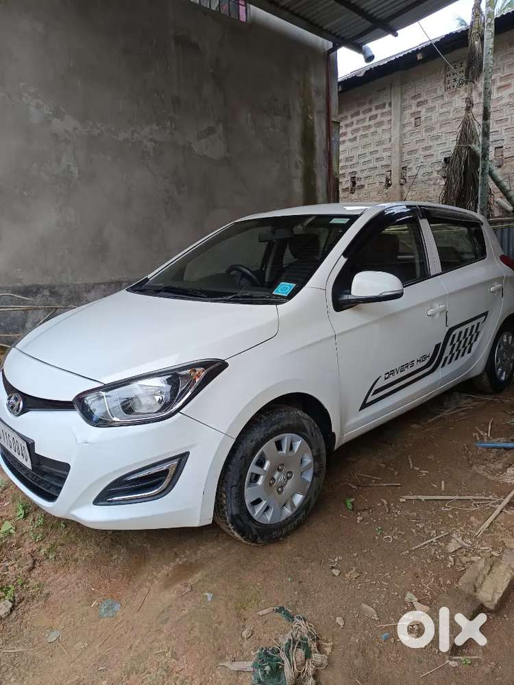 Hyundai I20 Magna 2013 Car