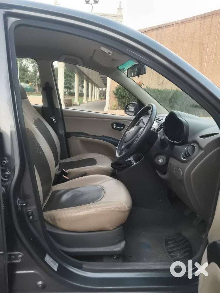 Hyundai I10 Sportz, 2011, Petrol