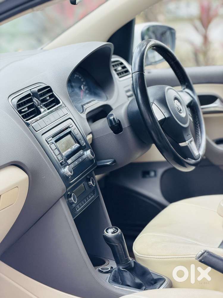 Volkswagen Vento Petrol Highline, 2011, Petrol