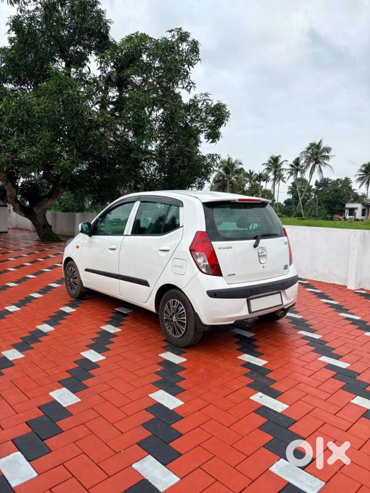 Hyundai I10 Asta 1.2 With Sunroof, 2010, Petrol