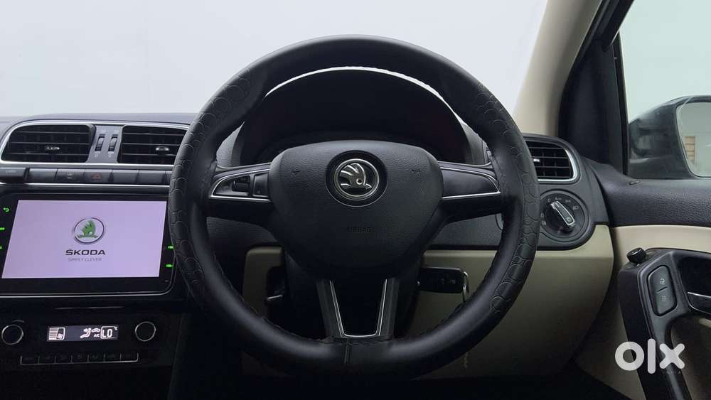 Skoda Rapid 1.5 Tdi Style/1.5 At Style, 2020, Petrol