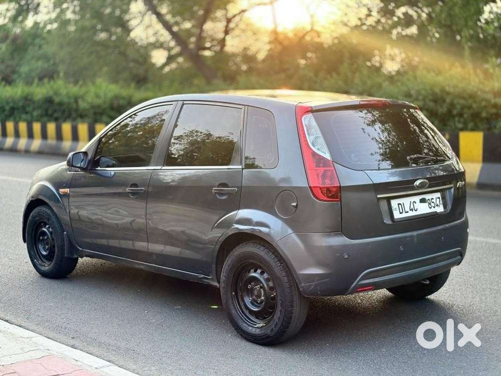 Ford Figo 1.2 Duratec Petrol Zxi, 2011, Cng & Hybrids