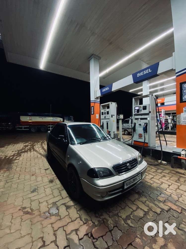 Esteem Lxi Maruti 2005
